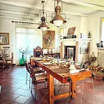 Bed and Breakfast A Casa Di Maica