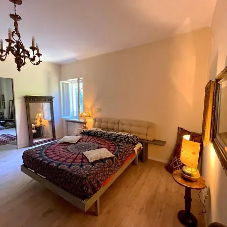 B&B A Casa Di Maica 4*