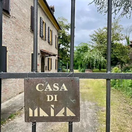 B&B A Casa Di Maica 페라라