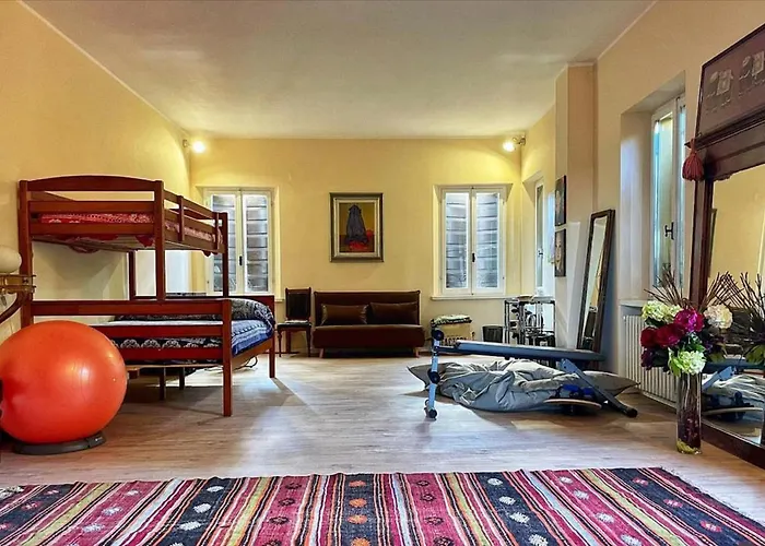 לינה וארוחת בוקר A Casa Di Maica 4*