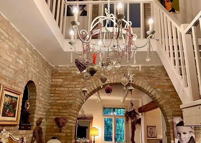 Nocleg ze śniadaniem A Casa Di Maica Ferrara